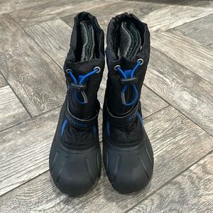 Sorel winter boot-size 2